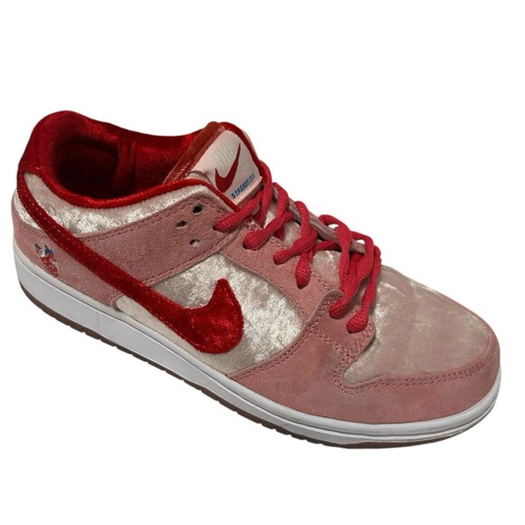 Nike Dunk Low SB x Strange Love Valentines Day Pink Red CT2552-800 Sz 8 - Picture 1 of 12